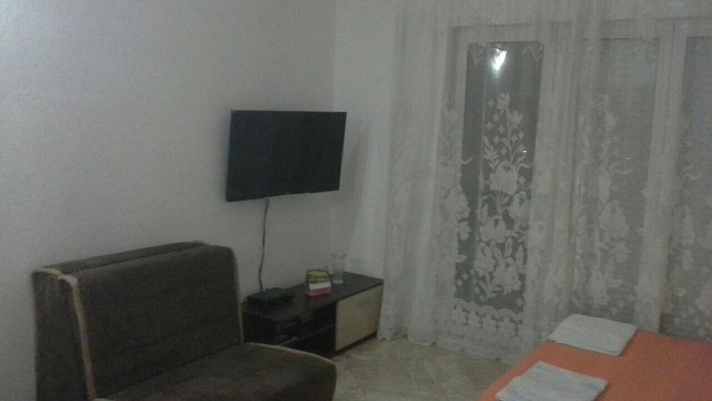 Apartments Neda Сутоморе Екстер'єр фото